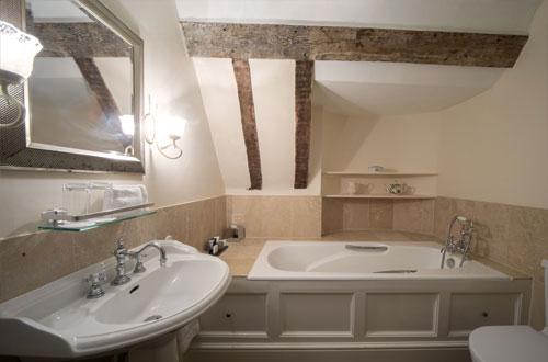 Heart of Oak Bathroom